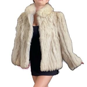 Vintage Genuine Blue Fox Fur Finland Short Length Coat Wide Collar White Jacket